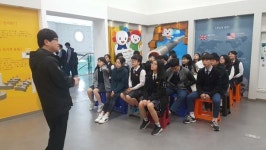 부산시 사하구선관위, 중학생 대상 선거체험관 운영