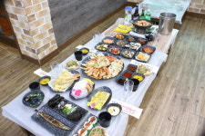 영덕 강구항 영덕대게 맛집 남은대게회, 대게철 맞아 입소문
