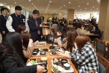 동아대, 학생회관 식당 새 단장
