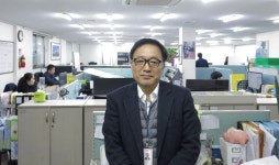 (주)프라임텍스 이인 대표 학생복의 새로운 패러다임을 제시한다