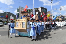 기장 차성문화제, 화려하게 열려…이색 볼거리에 주목받아