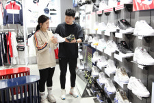 신세계 센텀, 백화점 최초 휠라 풀라인 갖춰