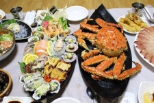 소래포구 맛집 서천수산, 제철 꽃게와 킹크랩 등 해산물 선봬