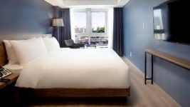 청초호 야경 품은 마리나베이속초 호텔 인기 예약…오픈 프로모션 진행