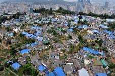 [포토에세이] 돌산마을, 추억만 남기고