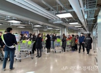 [포토] 이마트트레이더스 연산점 프리오픈 인파
