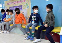 교실에 개수대·전기난방이?… 부산 학교 초1학년 적응돕기 눈길