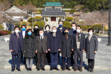 해운대구의회 충렬사 및 삼절사 찾아 참배