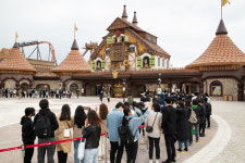 동화 속 왕국 롯데월드 어드벤처 부산 정식 개장