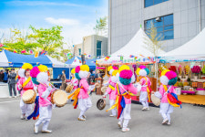 부산 영도구 하리항서 펼쳐진 풍어제… 다채로운 색감 톡톡