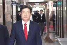 [더뉴스라이브] 권성동, 통일교에 1억 수수 정황…윤핵관 연루 의혹까지