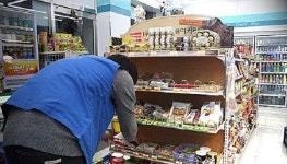 최근 7년 유통흐름 변화...편의점 수 1만8585개, 온라인쇼핑 매출 50조원↑
