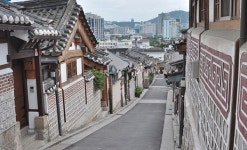 공유숙박, 소음 민원 폭주...방 빌려주려면 이웃 동의 받아야