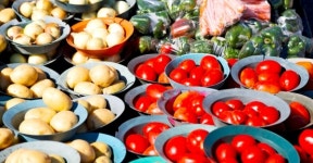 [솔로이코노미] 배달 서비스 강화하는 편의점에 전통시장도 달린다