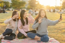 [이 앱 어때?] 핸드폰 영상 편집 앱 TOP4로 V-LOG 도전