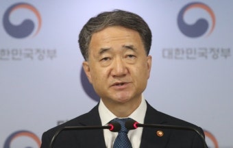 박능후 