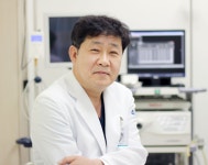 [건강Q&A] 겨울철에도 액취증 고민이라면, 치료로 개선 가능한가요?
