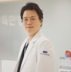 [건강 Q&A] 오십견이 만드는 어깨 통증, 한방으로도 치료할 수 있나요?