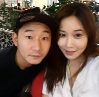 '온라인 이슈' 이천수, 모델 출신 교수 부인 이주은 미모 '감탄'