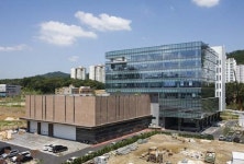 이오테크닉스, 투자포인트는 레이저 풀컷 장비와 UV Laser Driller