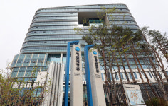 공공기관 경영평가 결과 목전…낙제점 걸린 기관장 자리보전 노심초사