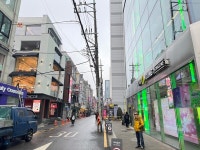 [현장] 신세계 시코르, CJ올리브영 안방 홍대·명동서 맞불 전략