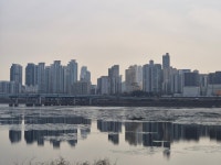 [르포] 현대 vs GS, 대우 vs 롯데...성수대첩 1·4지구 승자는?