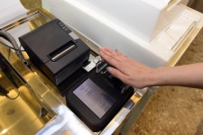 의욕만큼 안 따라주는 카드업계 新결제수단