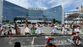 경상대학교 정규직쟁취 공공연대노동조합 집중결의 대회 및 집단 삭발식