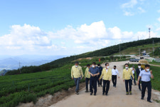 거창군 구인모 군수, 감악산 항노화웰니스체험장 현장점검