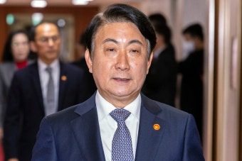 이동관 방통위원장, 자진 사퇴...탄핵 표결 전
