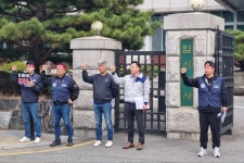 오비맥주·하이트진로, 청주시청 앞 대규모 집회… "공장 폐쇄·이전까지 검토"