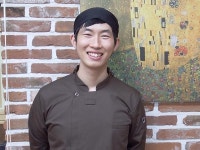 꼬치구이에 꽂혀보세요… 또치네