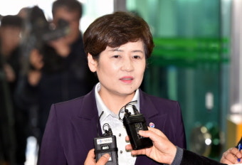 '정당 경력 표시' 강은희 대구교육감, 1심서 벌금 200만원 선고…'당선무효 위기'