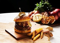 제주 드림타워 복합리조트, 스타쉐프의 수제버거 출시