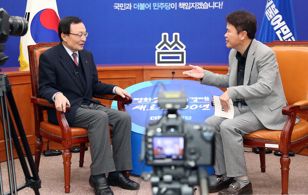 배우 최진실의 딸 최준희, 정치 발언 논란