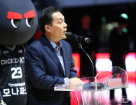 [KBL] 개막전 축사하는 이재준 수원특례시장