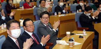 권성동 