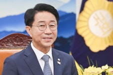 조정식 