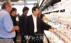 [포토] 김영록 지사, 오스트리아 티롤주 찔러탈 치즈농장 시찰