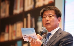 서삼석 의원, 소금처럼Ⅲ 출판...詩時(시시)한 북콘서트 대성황