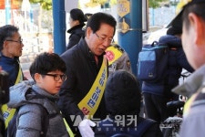 김영록 전남지사, 등굣길 어린이 교통안전 캠페인