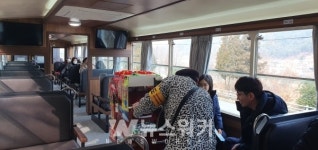 곡성군, 과거로의 시간 여행... 뉴트로 더한 섬진강기차마을 증기기관차