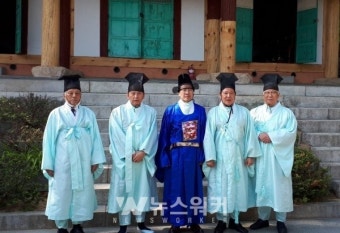 윤영덕 국회의원 당선인,  광주향교 '고유' 봉행