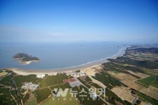 국민관광지 임자도... 대광해수욕장 새롭게 단장