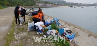 신안군 공무원, 자원봉사단 봉사활동