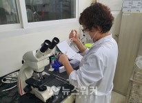 함평군농업기술센터, 추석 전 악취저감용 미생물 공급