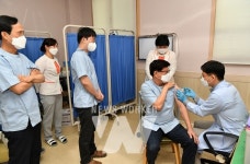 [포토뉴스] 담양군, 코로나19 예방접종 시작