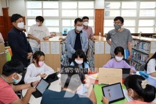 전남개발공사, 신안 도서지역 독서문화 활력 기여