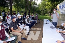 [포토뉴스] 이용섭 광주시장, 첨단대상파크골프장 방문